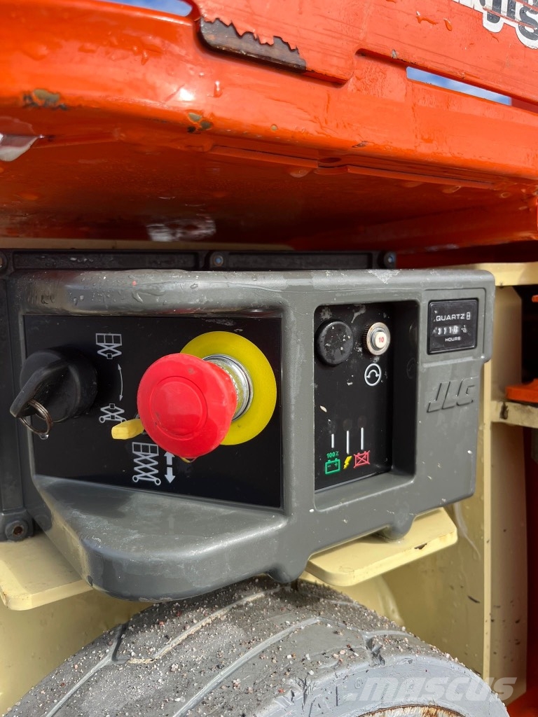 JLG 1230 ES Schaarhoogwerkers