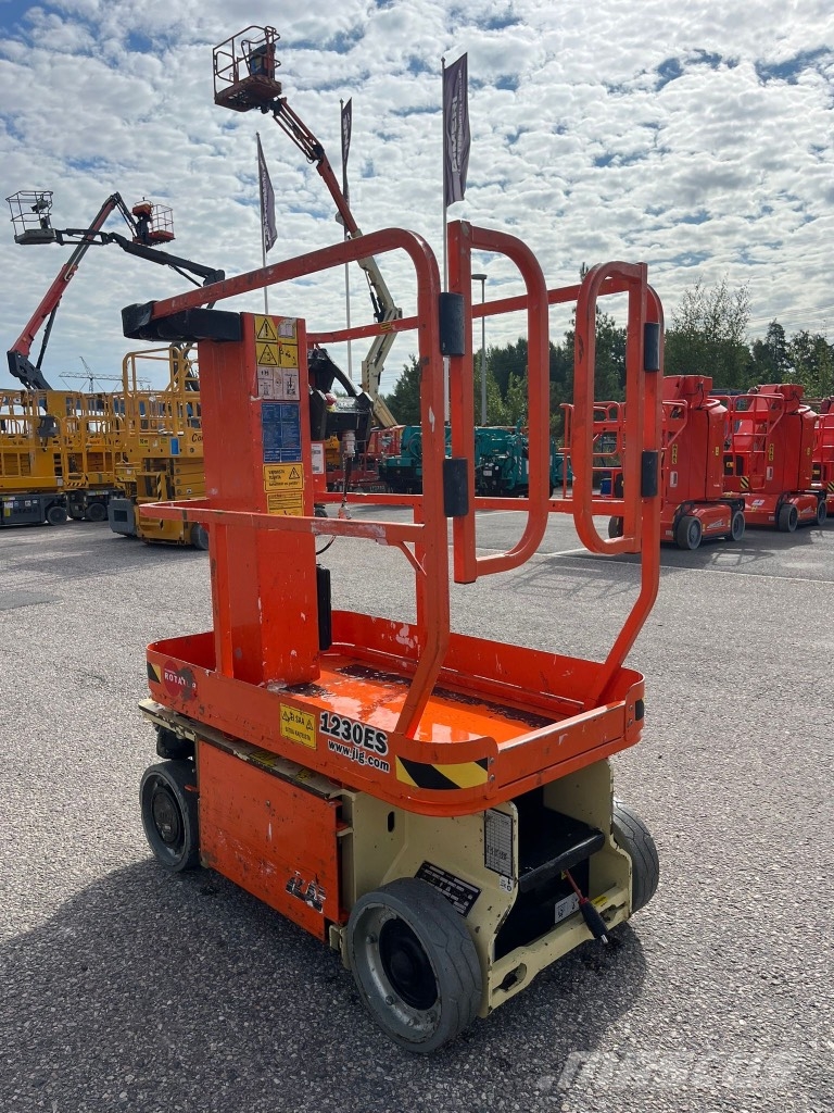 JLG 1230 ES Schaarhoogwerkers