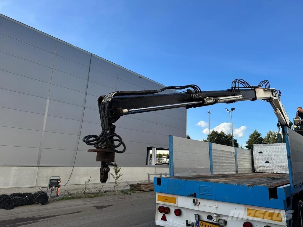 Floor FLUO-24-30H2 3 AXLE BPW + KENNIS R-28/100-3 + EXTE Madelpoolhaagised