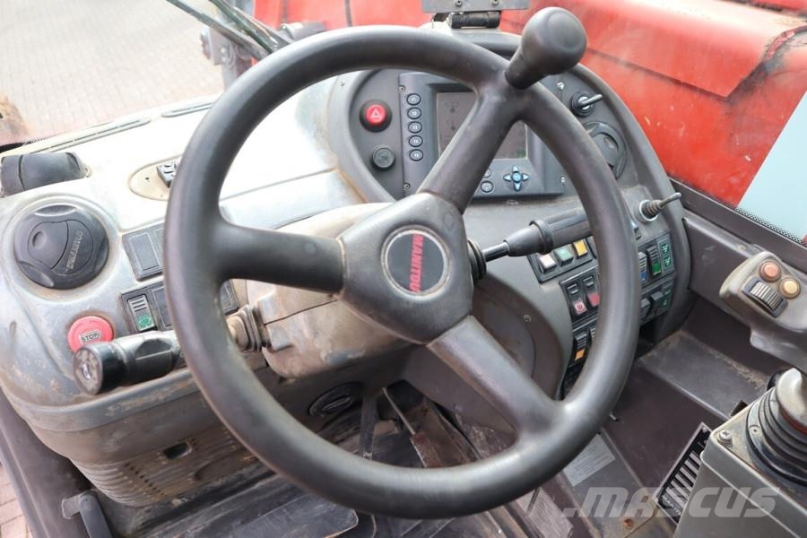 Manitou MRT3050 Diesel, 4x4x4 Drive, 5000kg Capacity, 30m 滑移轉向裝載機