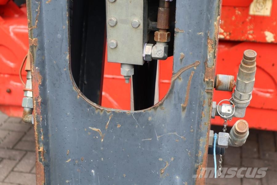 Manitou MRT3050 Diesel, 4x4x4 Drive, 5000kg Capacity, 30m 滑移轉向裝載機