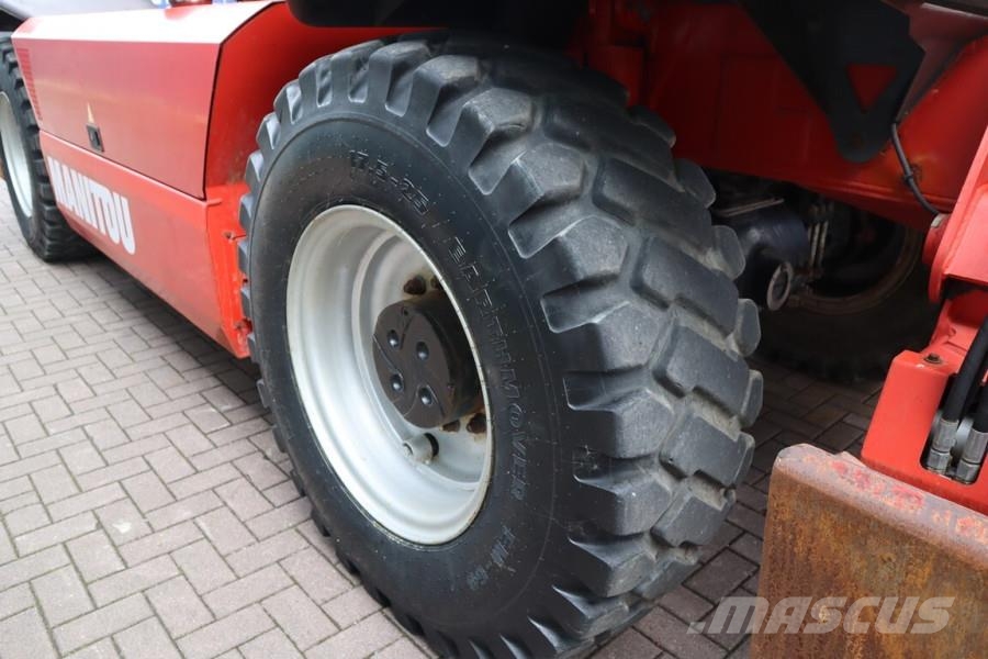 Manitou MRT3050 Diesel, 4x4x4 Drive, 5000kg Capacity, 30m 滑移轉向裝載機