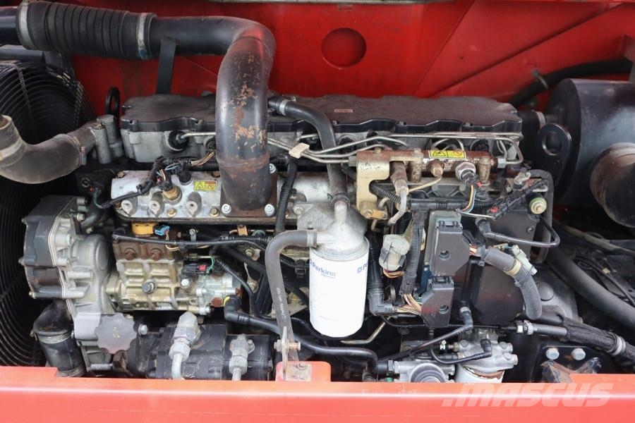 Manitou MRT3050 Diesel, 4x4x4 Drive, 5000kg Capacity, 30m 滑移轉向裝載機