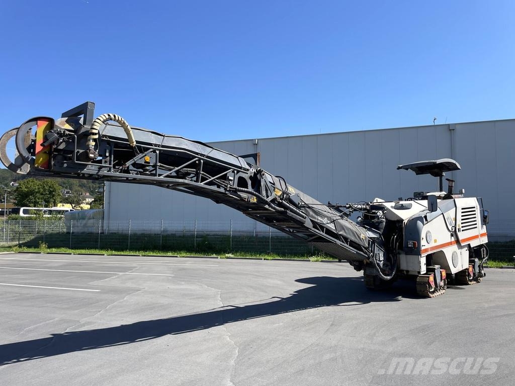 Wirtgen W100F Asphalt cold milling machines