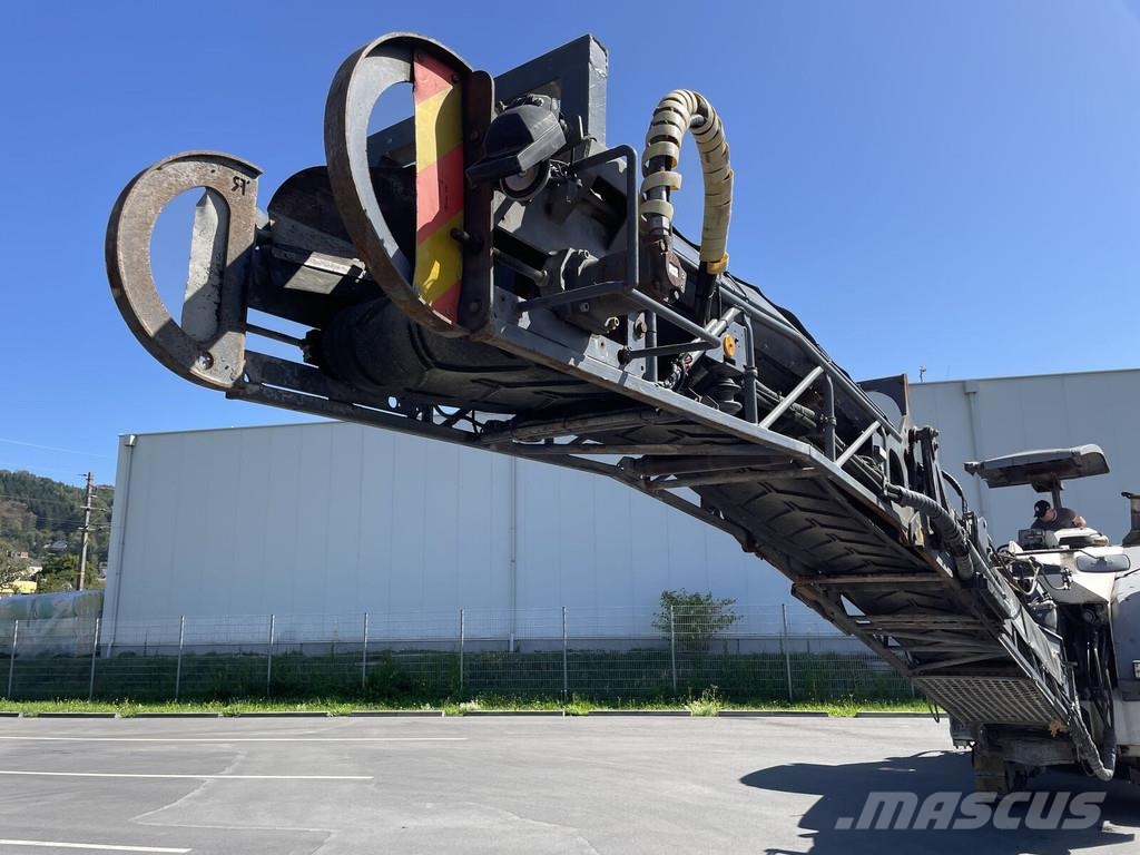 Wirtgen W100F Asphalt cold milling machines