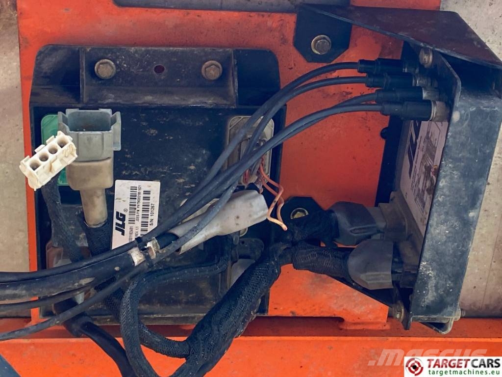 JLG 3394RT Diesel 4x4 Scissor Work Lift 1206cm Škarjaste dvižne ploščadi