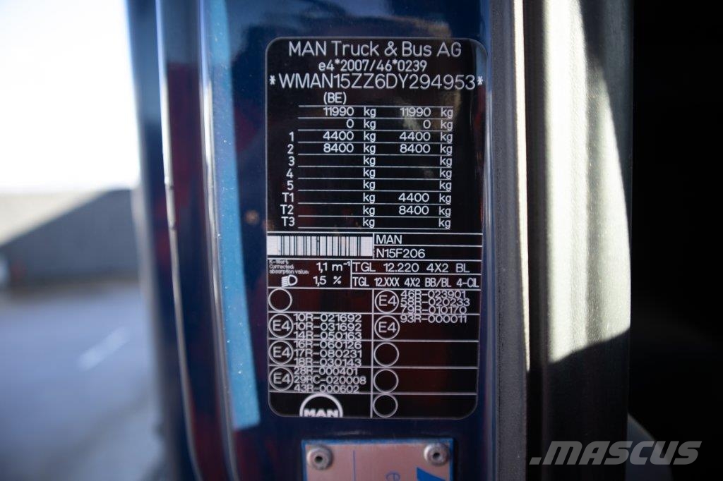 MAN TGL 12.220 BL - THERMOKING Temperature controlled trucks