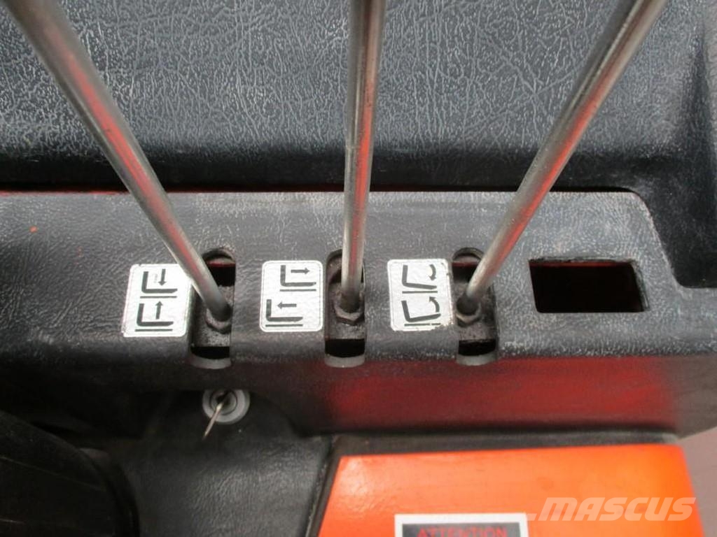 BT RWE120 Elektriskie palešu ratiņi