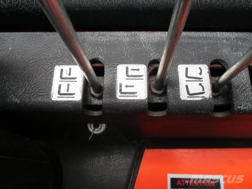 BT RWE120 Elektriskie palešu ratiņi