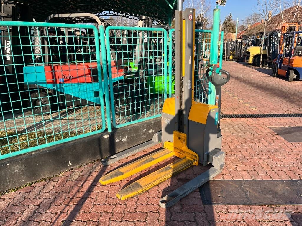 Jungheinrich EMC B10 V-4107 Zelfrijdende stapelaars