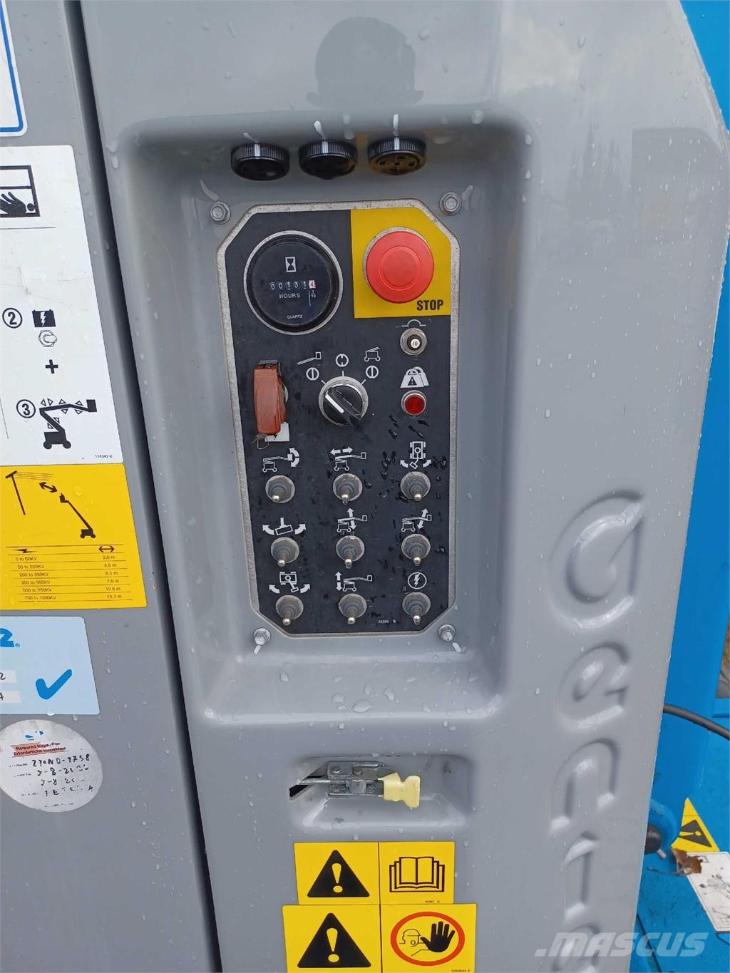 Genie Z30/20N RJ Plataformas con brazo de elevación manual