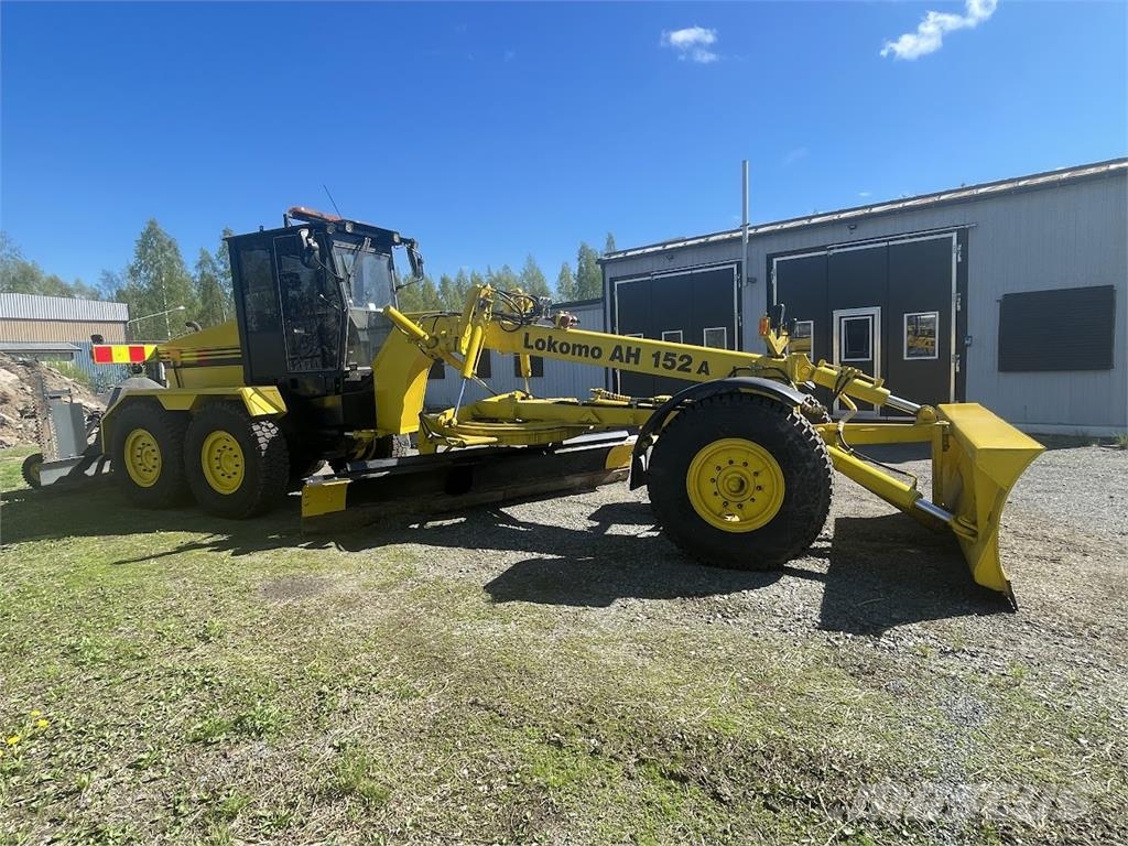 Lokomo AH152 A Graders