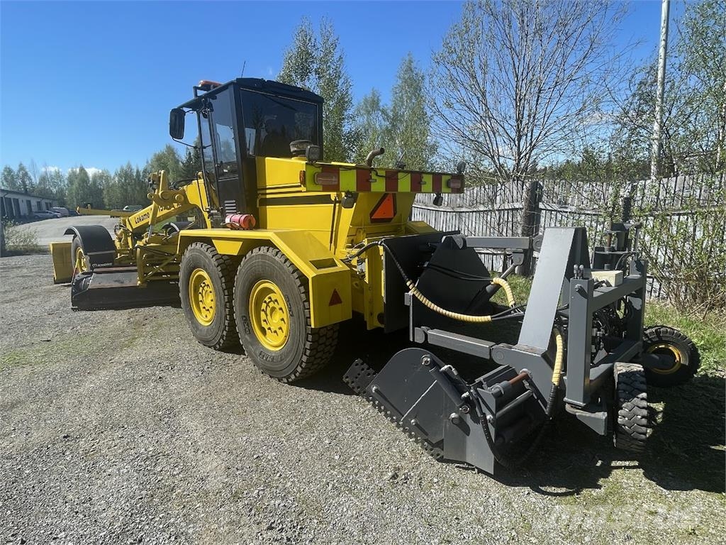 Lokomo AH152 A Graders