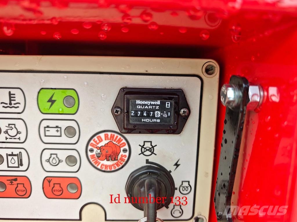 Red Rhino 5000 Plus Mobile crushers