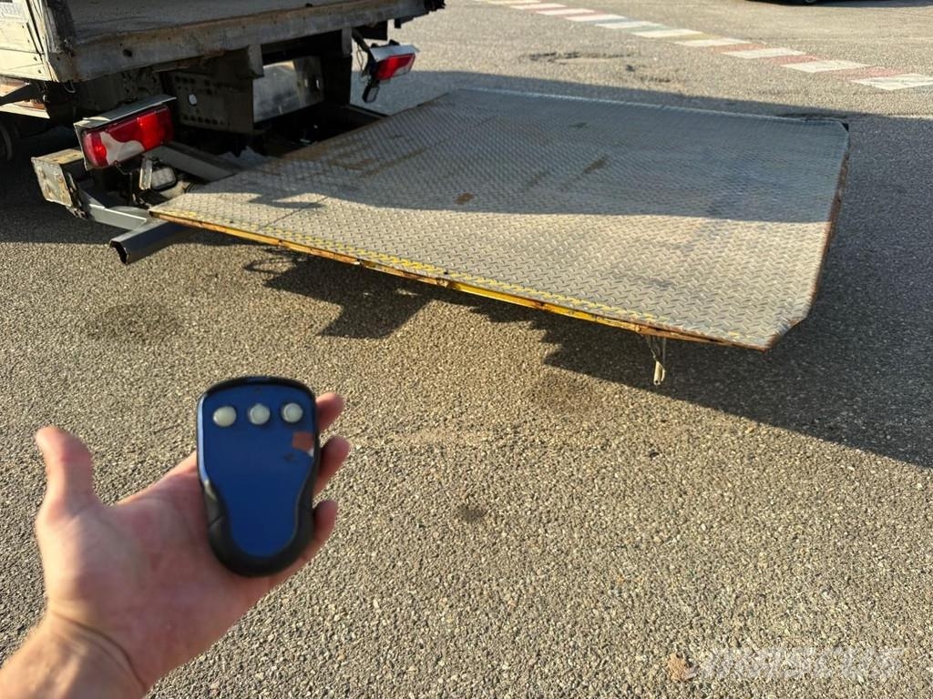 MAN TGS 26.230 6X2 EURO 6 + BOX 9,70 M + ZEPRO LIFT 25 Camion cassonati