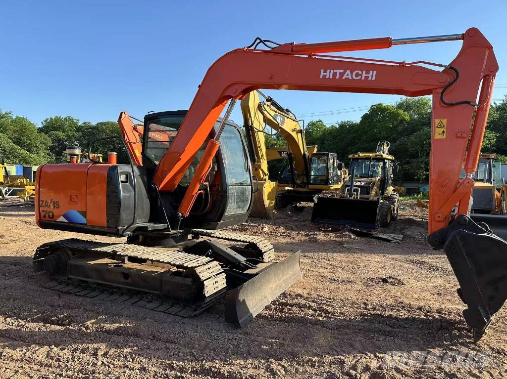 Hitachi ZX70 Midibagger 7t - 12t