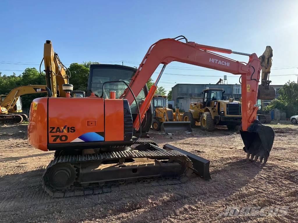 Hitachi ZX70 Midibagger 7t - 12t