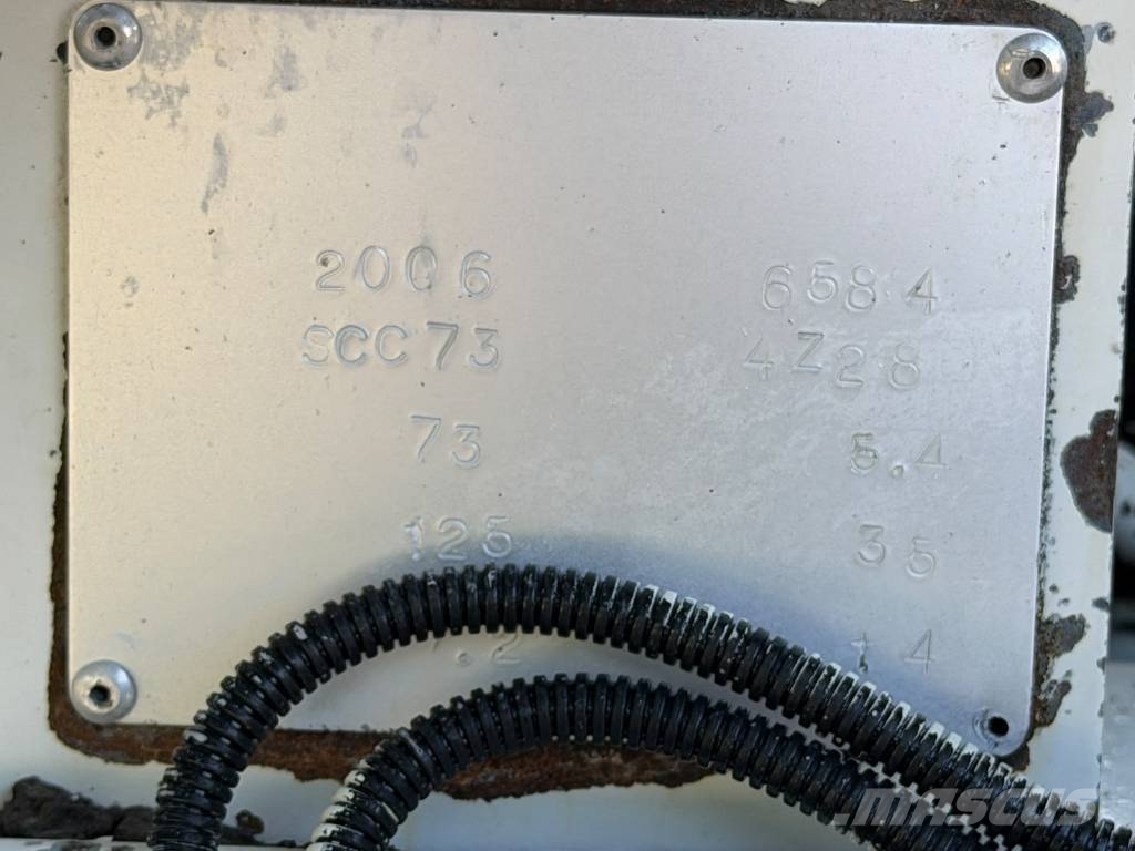 Astra HD8 84.45 Ruke za popunjavanje betona