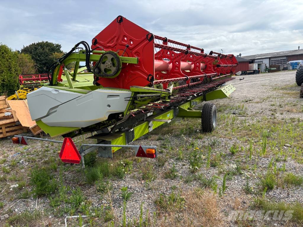CLAAS Lexion 760 Θεριζοαλωνιστικές μηχανές