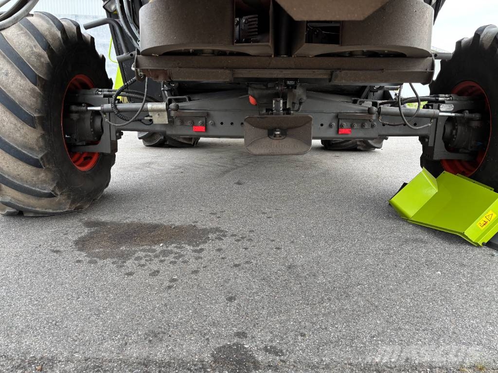 CLAAS Lexion 760 Θεριζοαλωνιστικές μηχανές
