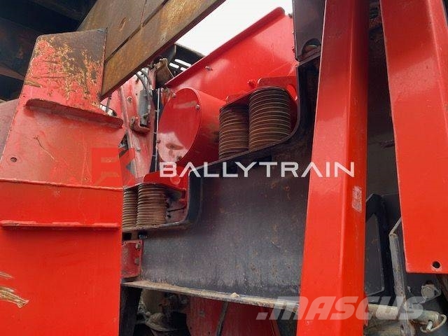 Sandvik QI341HS Impact Crusher (Fire Damaged For Breaking) Purustid