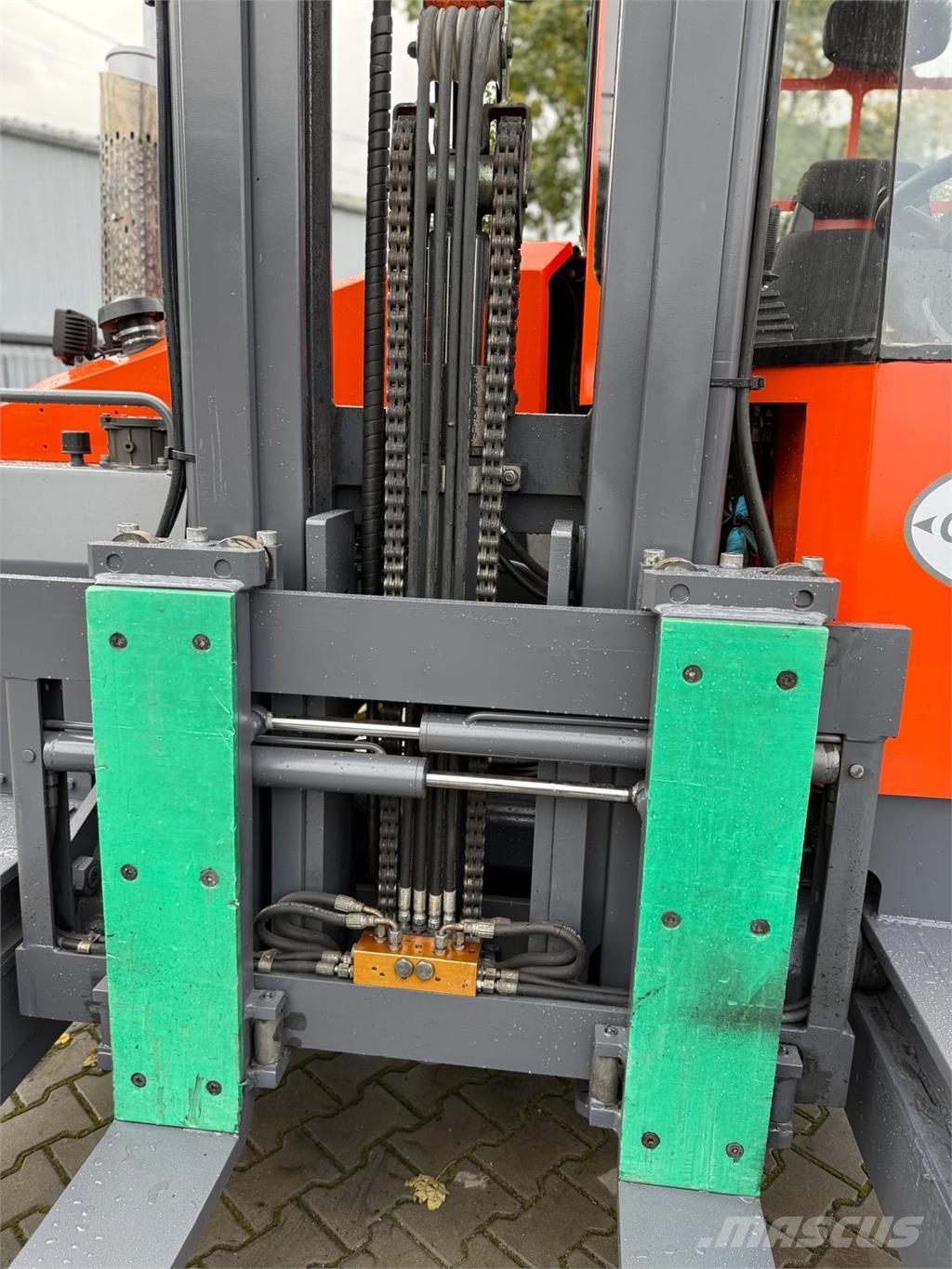 Combilift [Discount - SALE] C5000 XL 4-way reach trucks