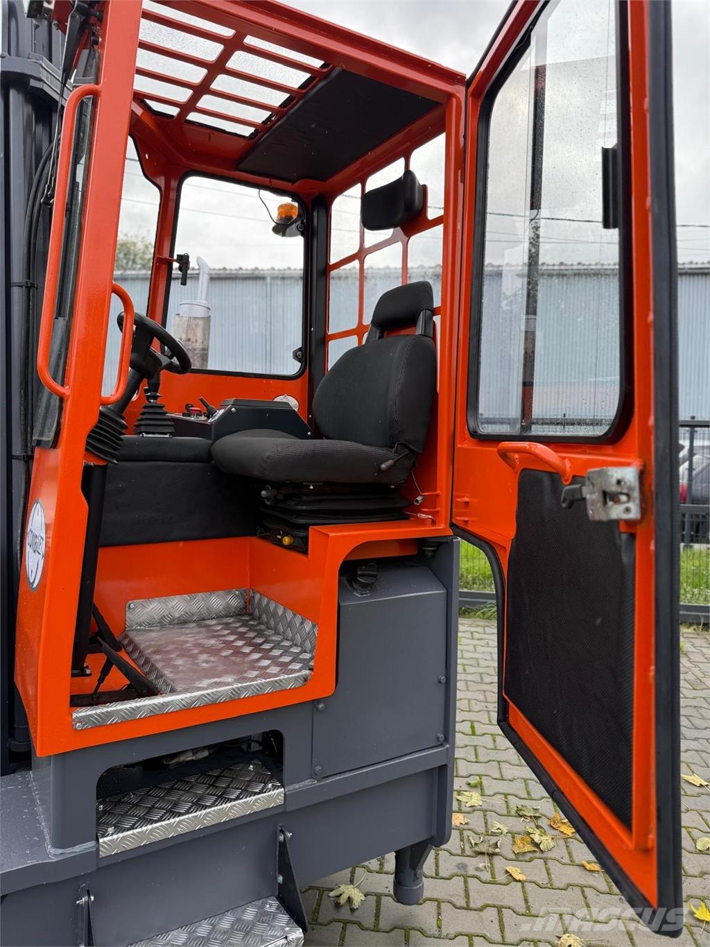 Combilift [Discount - SALE] C5000 XL 4-way reach trucks
