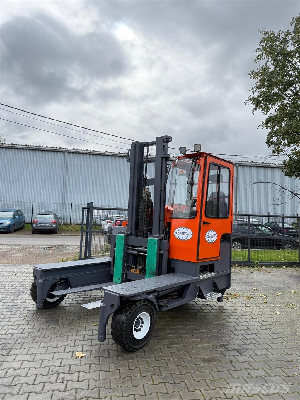 Combilift [Discount - SALE] C5000 XL Four-way truck