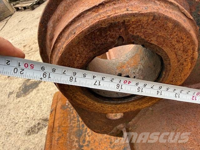 CAT 2000 mm Buckets