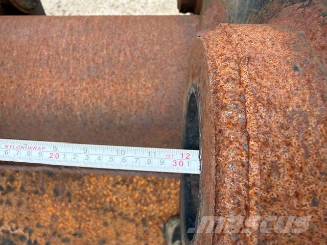 CAT 2000 mm Buckets