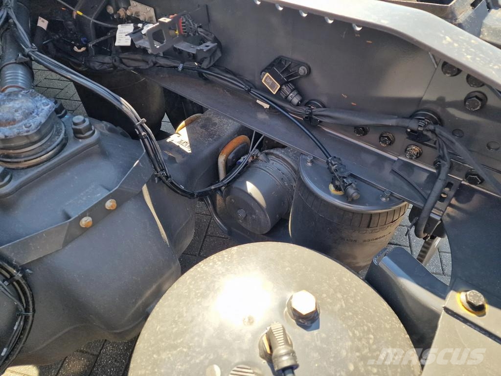 Volvo FH 16.750 XL - Retarder - full air - alcoa - full Prime Movers