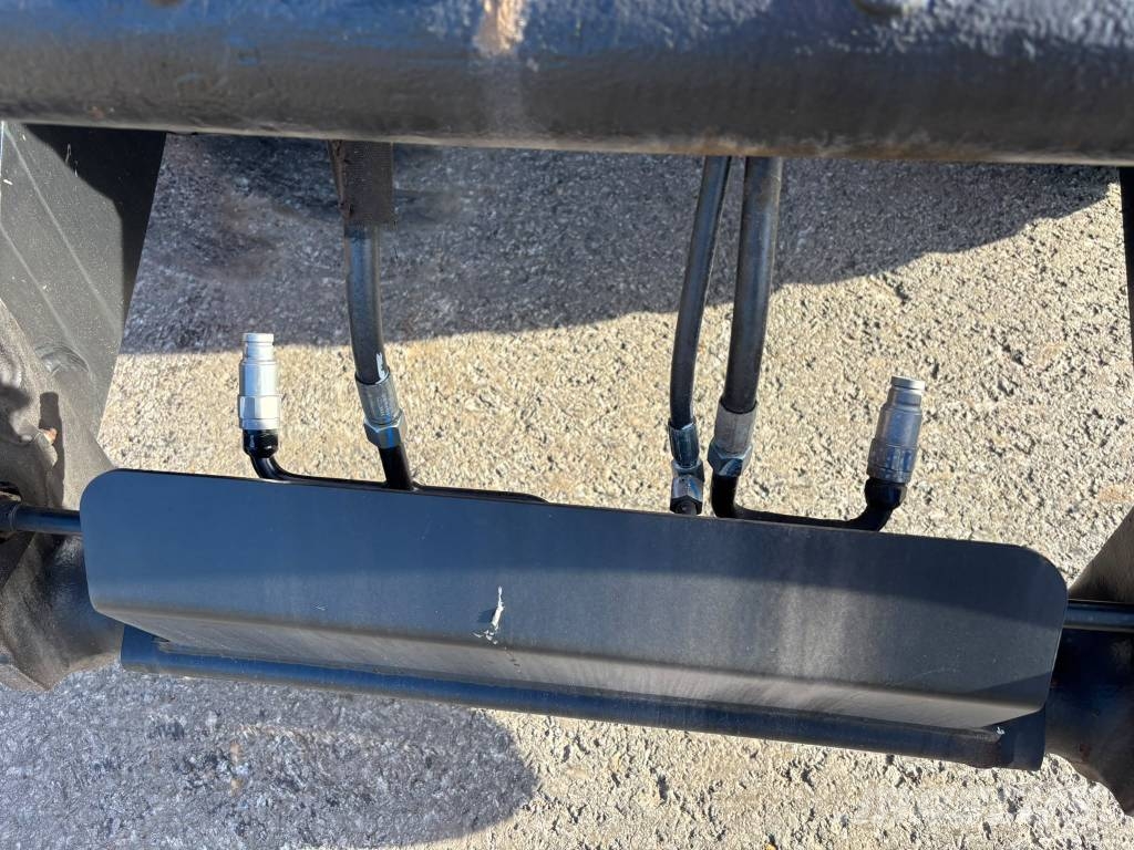 JCB 409 / Uusi/Käyttämätön, Takuu 12kk Utovarivači na kotačima