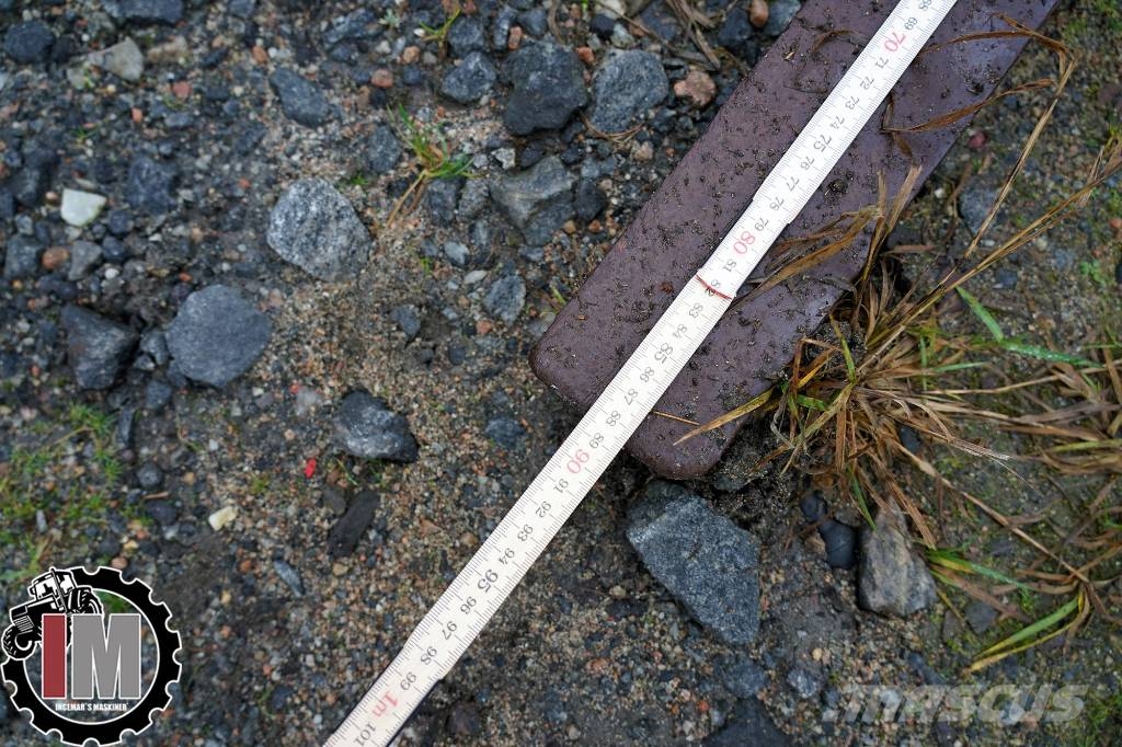 Gaffelställ med balspjut Kjellvefäste Frontalinių krautuvų priedai