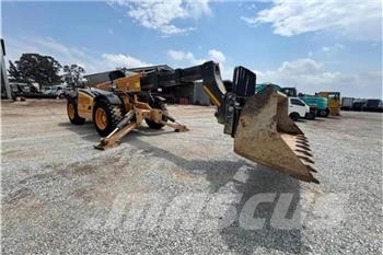 International TX170 45 TELEHANDLER 기타 트럭