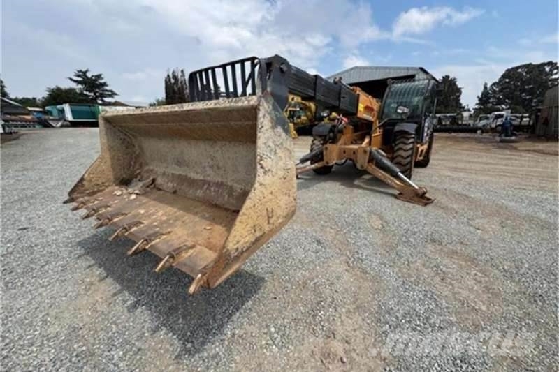 International TX170 45 TELEHANDLER 기타 트럭