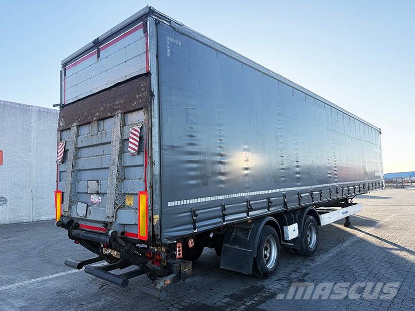 Krone 2 axle Curtainsider /  2 achse Planenauflieger Plachtové návesy