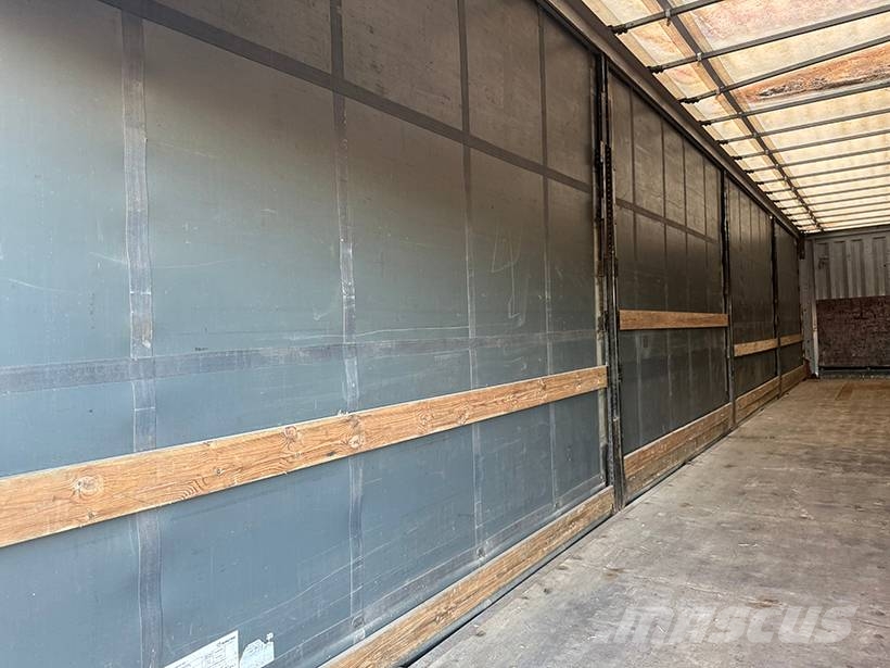 Krone 2 axle Curtainsider /  2 achse Planenauflieger Plachtové návesy