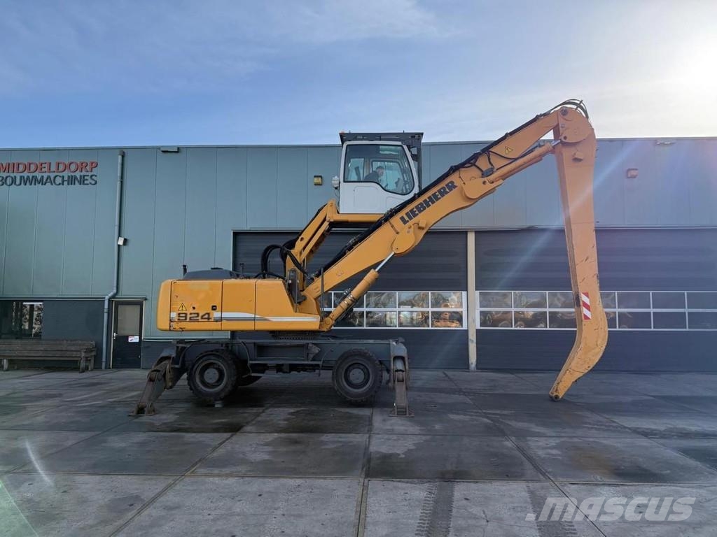 Liebherr A 924 C 工业挖掘机