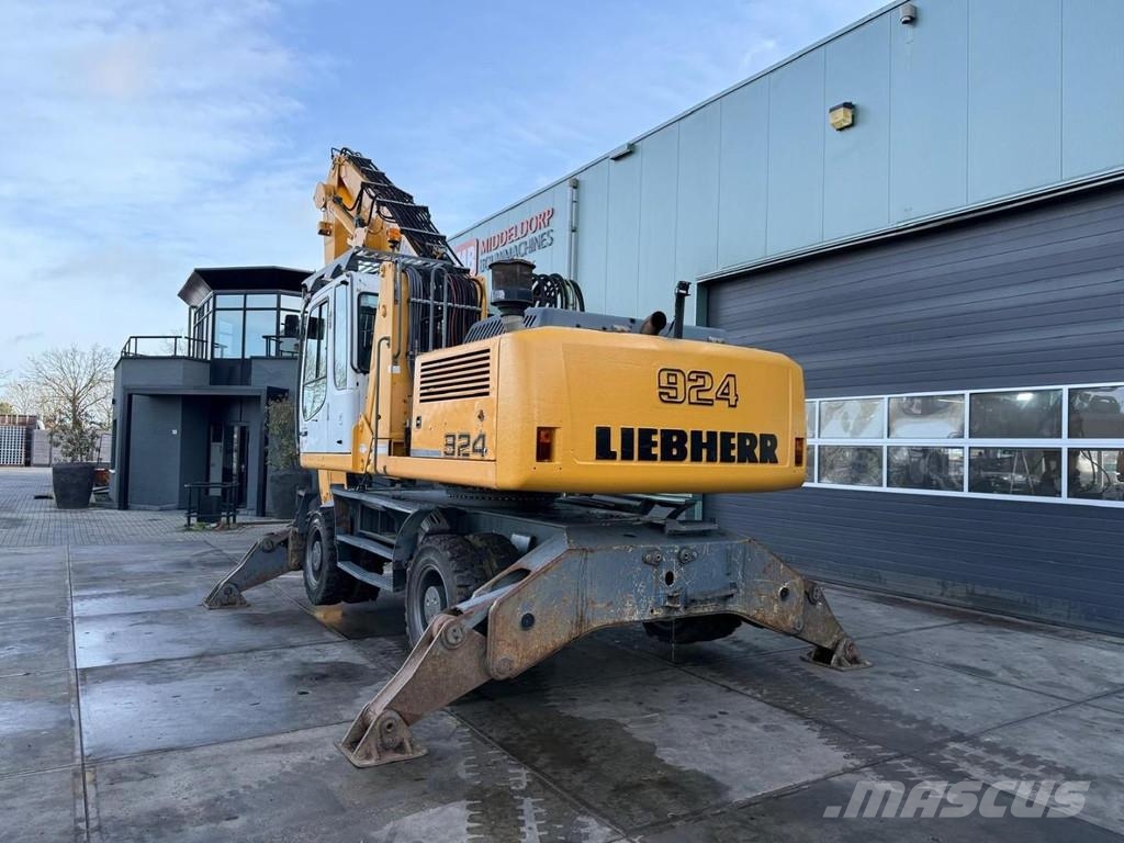 Liebherr A 924 C 工业挖掘机