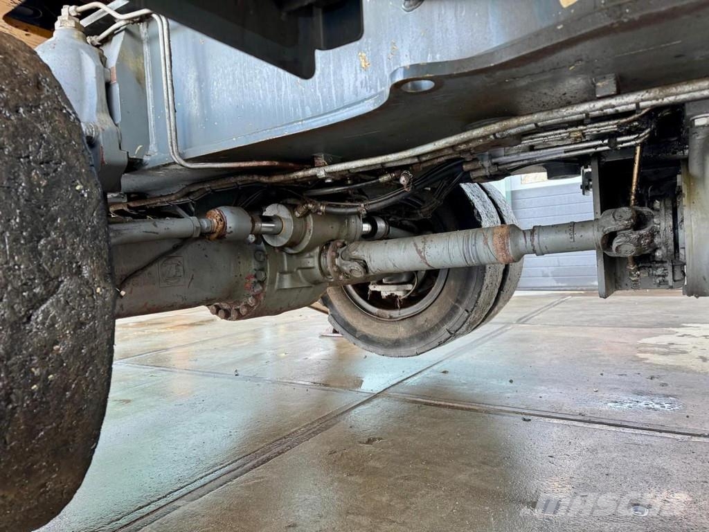 Liebherr A 924 C 工业挖掘机