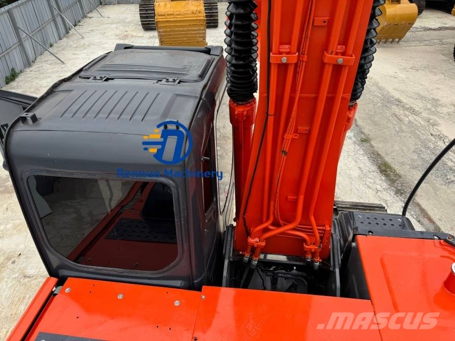 Hitachi ZX 240 Εκσκαφείς με ερπύστριες