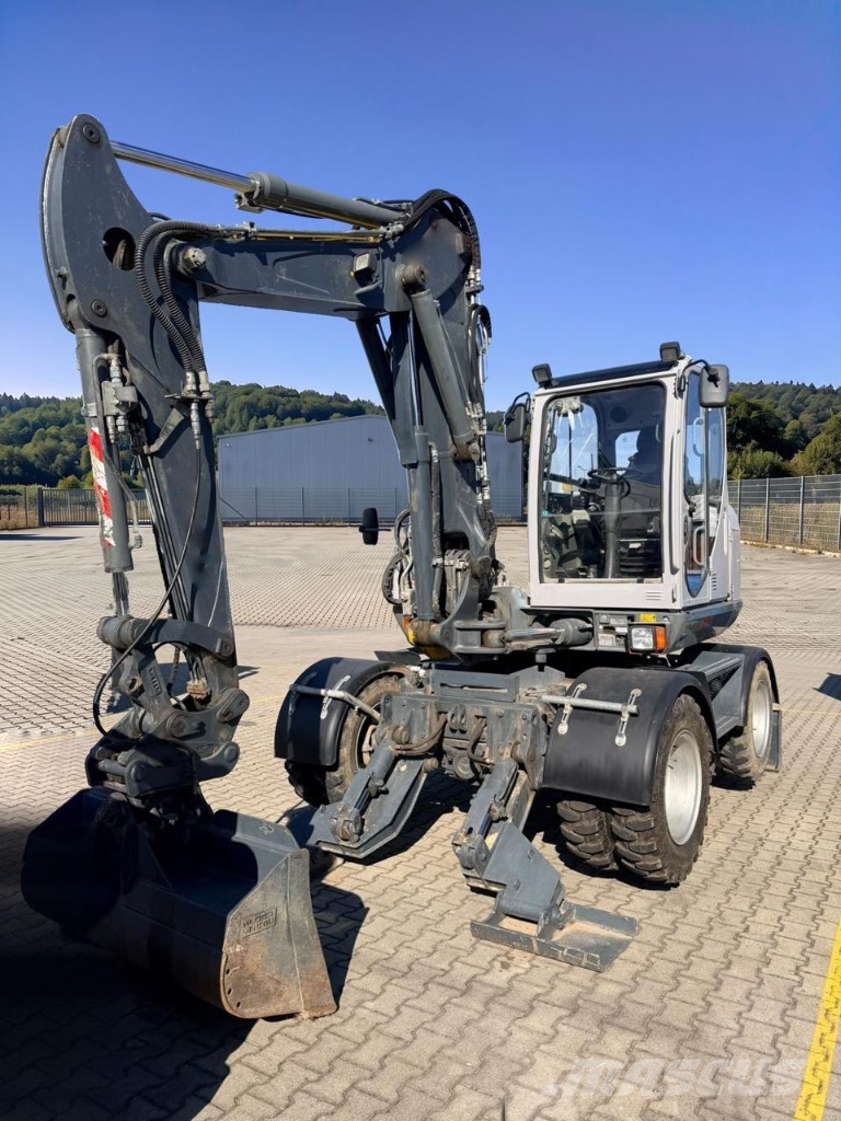 Wacker Neuson EW 100 Ekskavatori uz riteņiem
