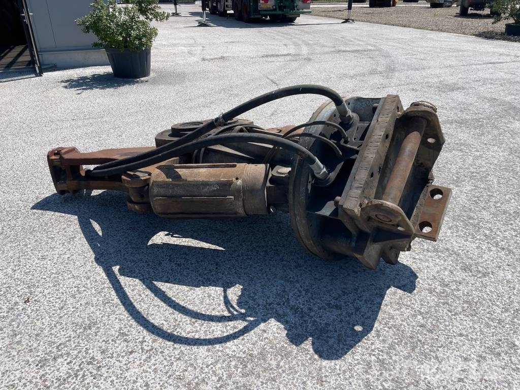 Atlas Copco Metalschere / Metal shear Machine weight 30 - 45 t Scharen