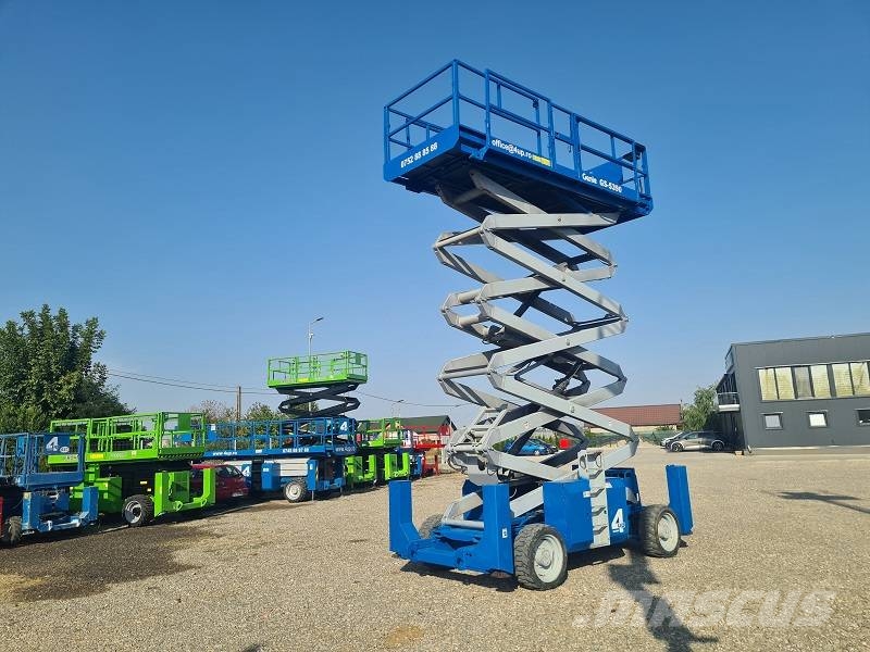 Genie GS 5390 RT 가위형 리프트