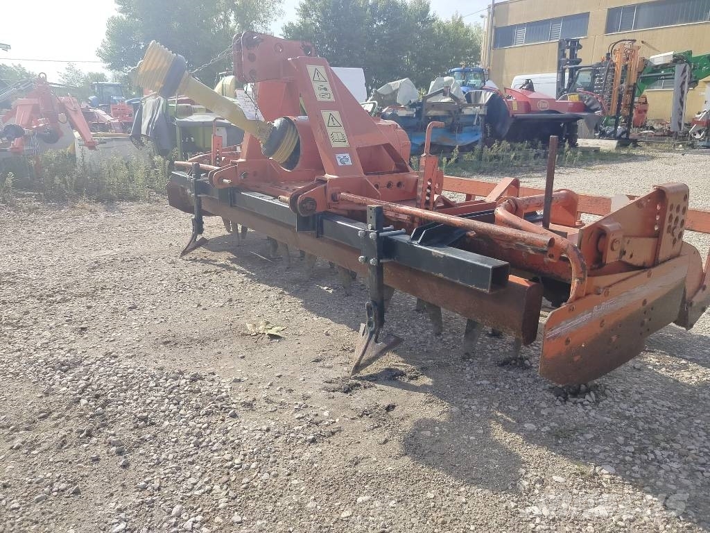Kuhn HR 302 Akėčios