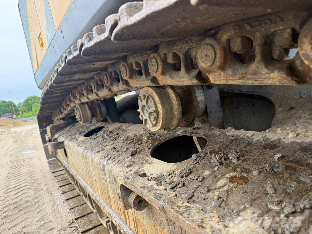 Volvo EC300EL Hybrid Crawler excavators