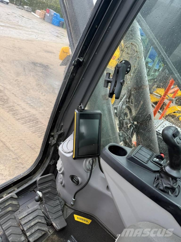 Volvo EC300EL Hybrid Crawler excavators