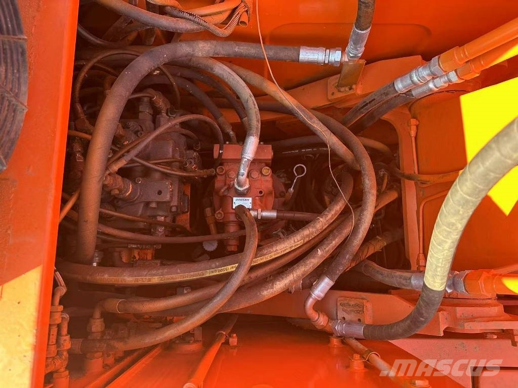 Doosan 150 W-7 Gravemaskiner på hjul