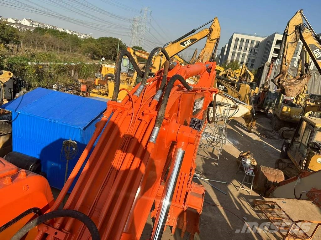 Doosan 150 W-7 Gravemaskiner på hjul