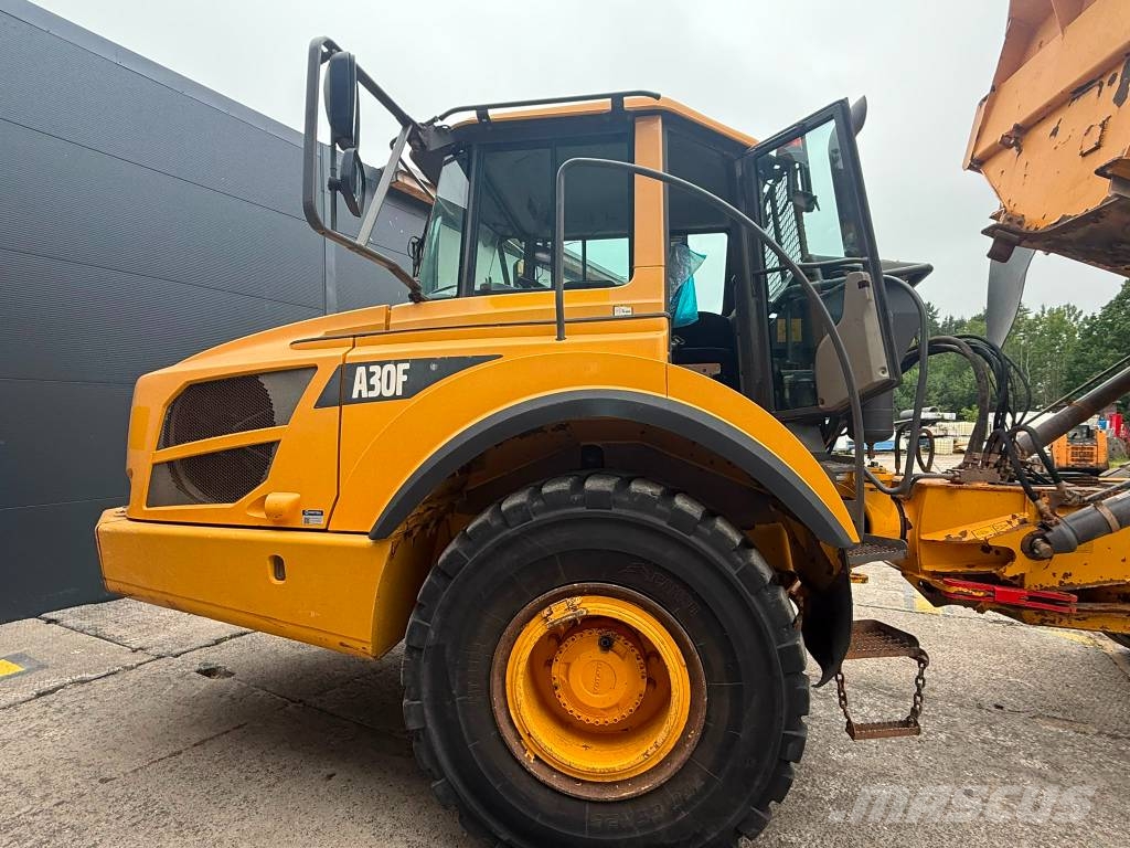 Volvo A 30 F Artikulētie pašizgāzēji